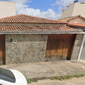 CASA 3/4 NO RECREIO – PARA FINS COMERCIAIS